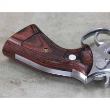 タナカ S&W Kフレーム スクエアバット対応 ターゲットグリップ /フットボールカット /チェッカー /ブラウン [AWG-1473] [6月発売予定.予約]