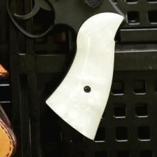 木グリップ : S&W Nフレーム スクエアバット クラシックパネル ホワイトパール [取寄]