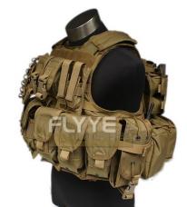 ベスト:RAV Vest with Pouch set [取寄KW] [FY-VT-M007]